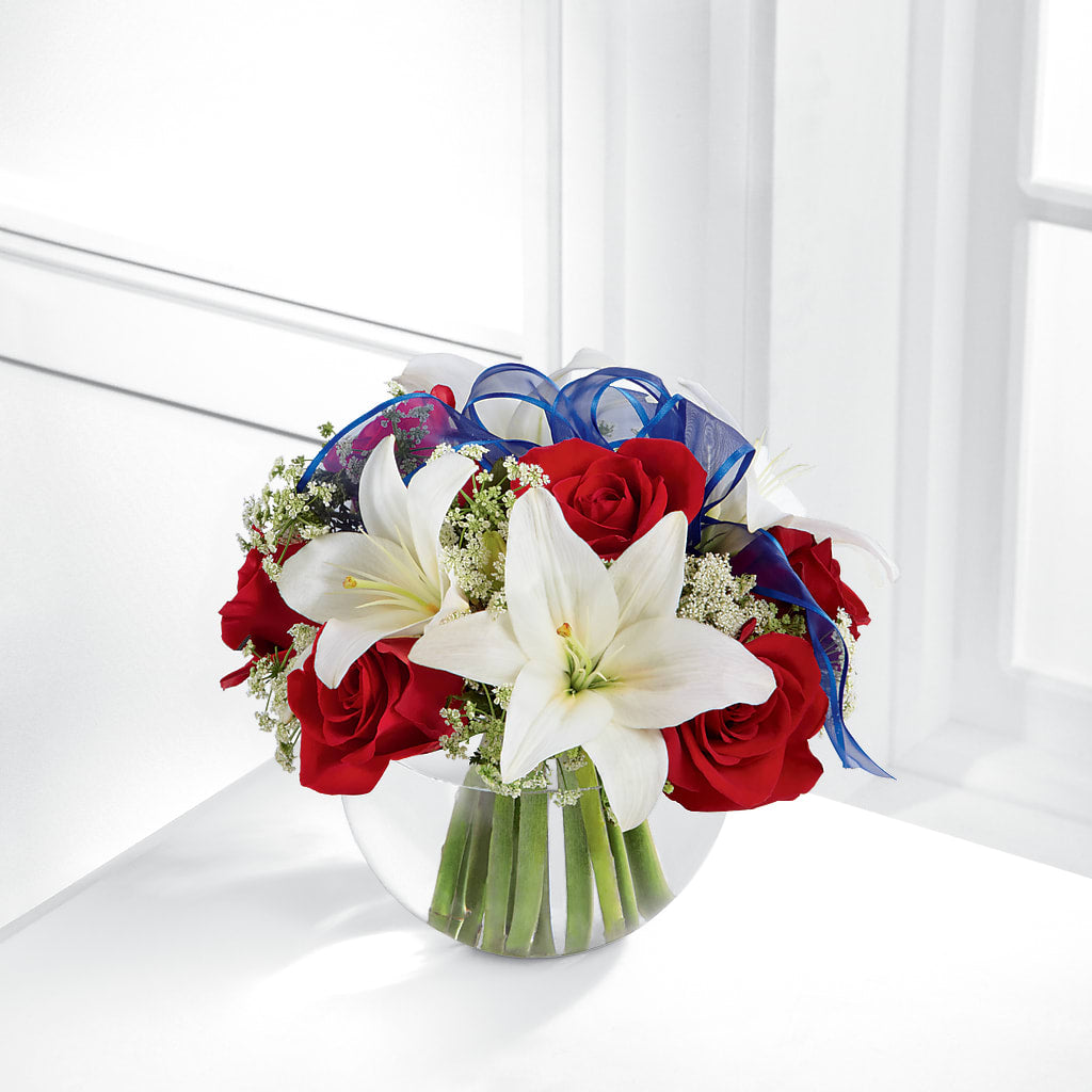 Independence Bouquet – Ecuadorian Central Flower, Minneapolis MN