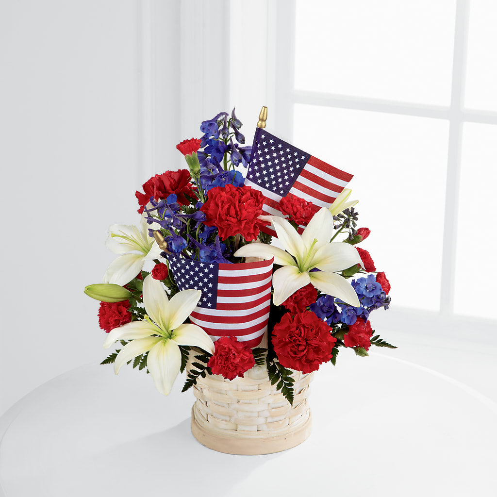 American Glory Bouquet – Ecuadorian Central Flower, Minneapolis MN