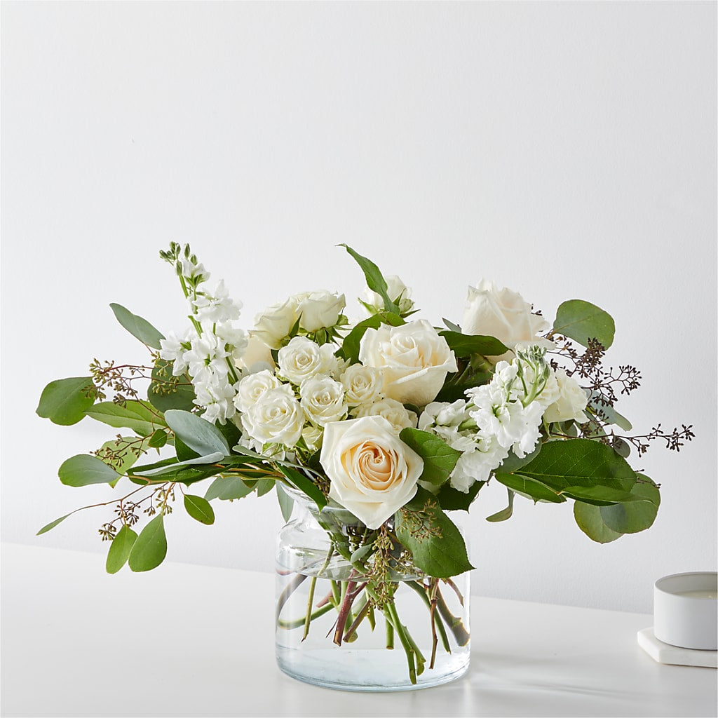 Fresh Linen Bouquet – Ecuadorian Central Flower, Minneapolis MN