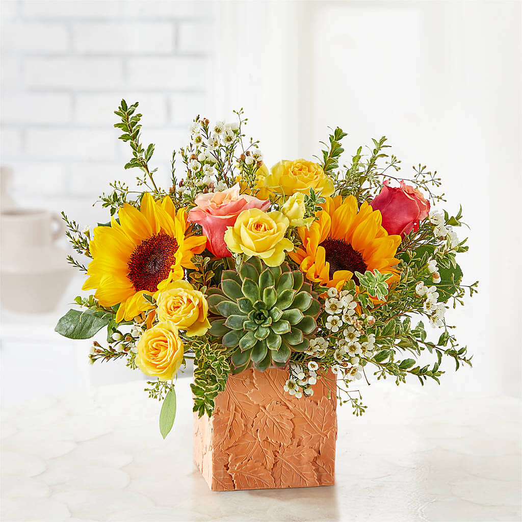 Sunflower Season Bouquet – Ecuadorian Central Flower, Minneapolis MN