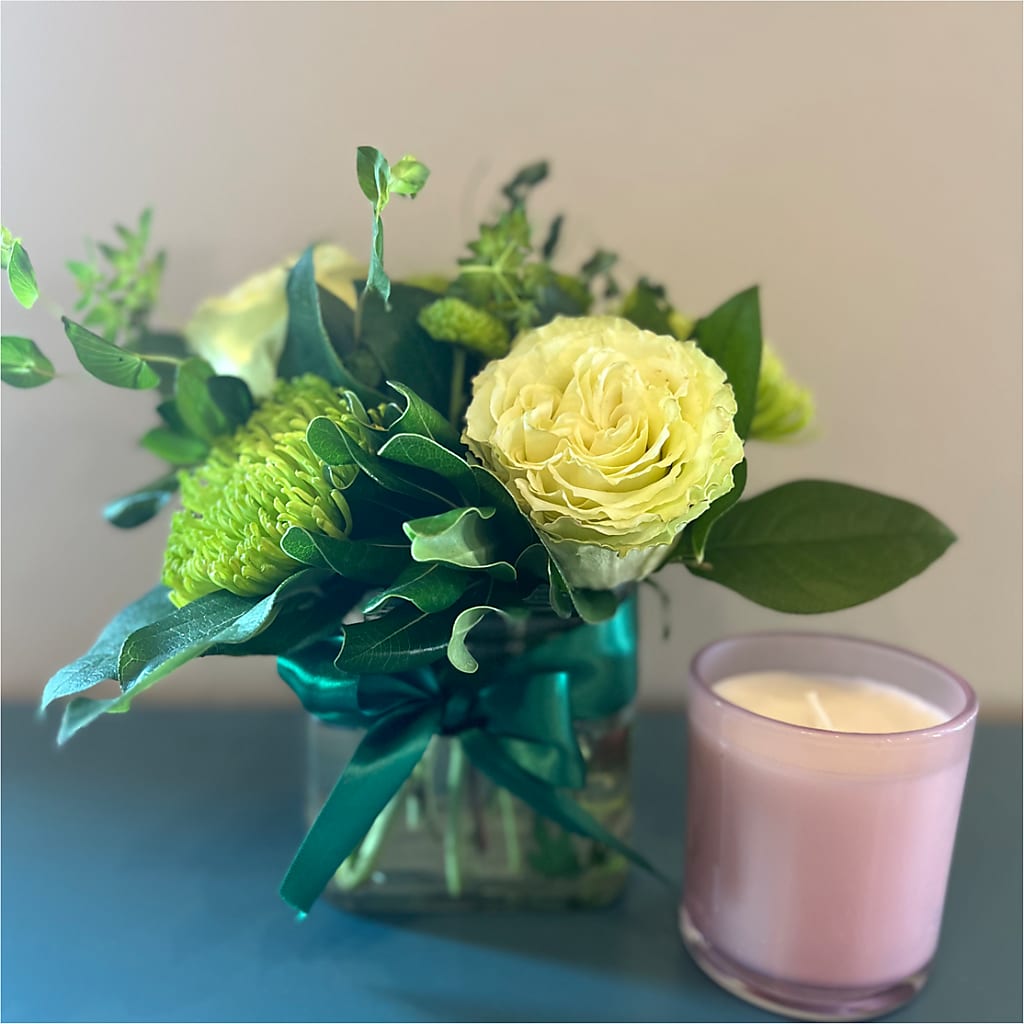 Emerald Forest Bouquet – Ecuadorian Central Flower, Minneapolis MN
