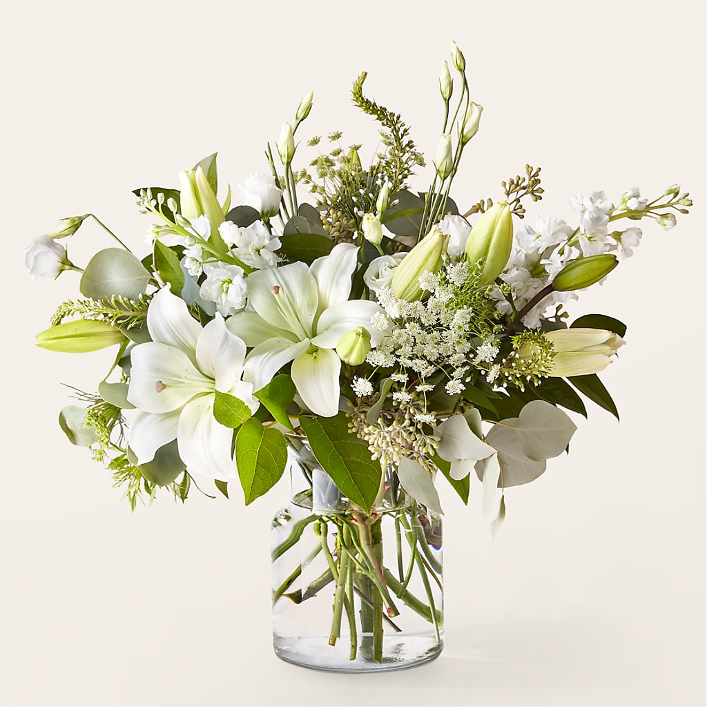 Alluring Elegance Bouquet – Ecuadorian Central Flower, Minneapolis MN