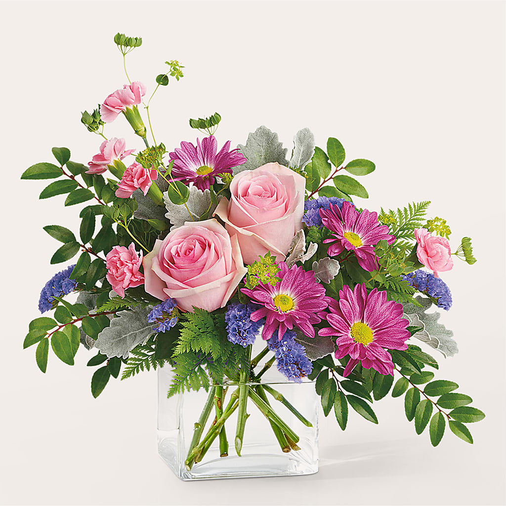 Starlet Bouquet – Ecuadorian Central Flower, Minneapolis MN