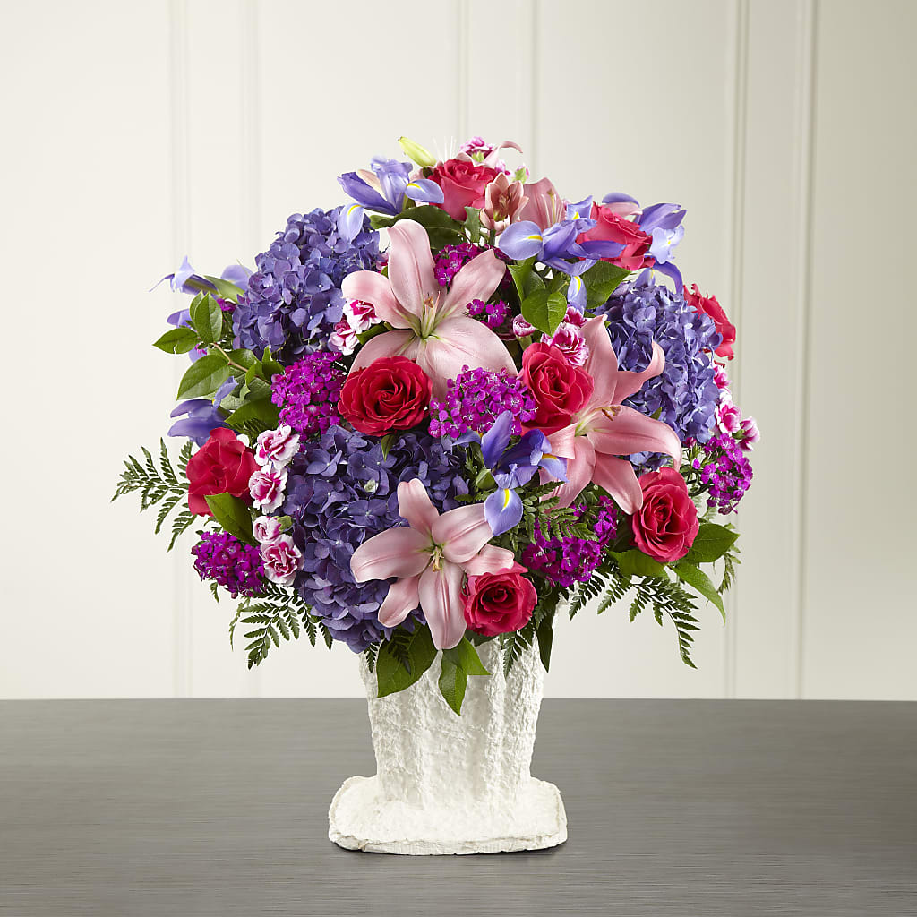 We Fondly Remember Arrangement – Ecuadorian Central Flower, Minneapolis MN