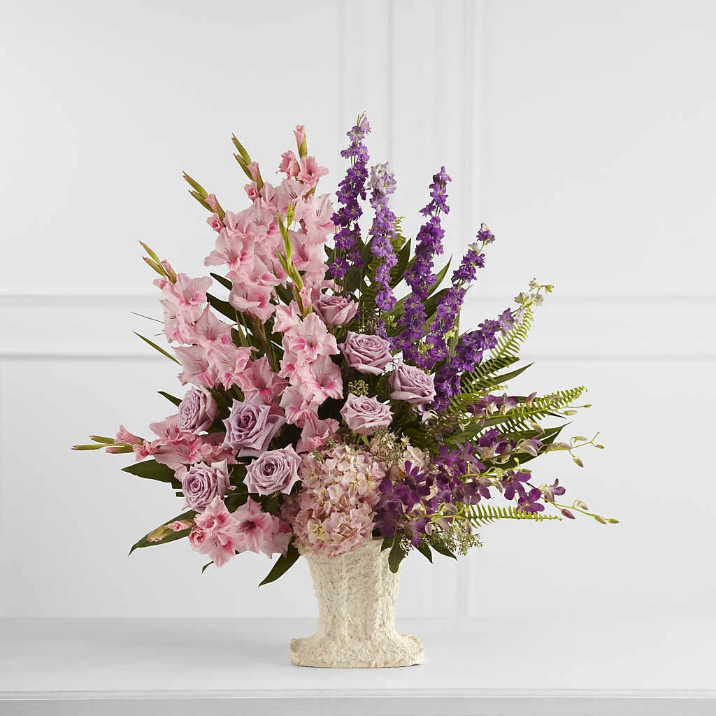 Flowing Garden Arrangement – Ecuadorian Central Flower, Minneapolis MN
