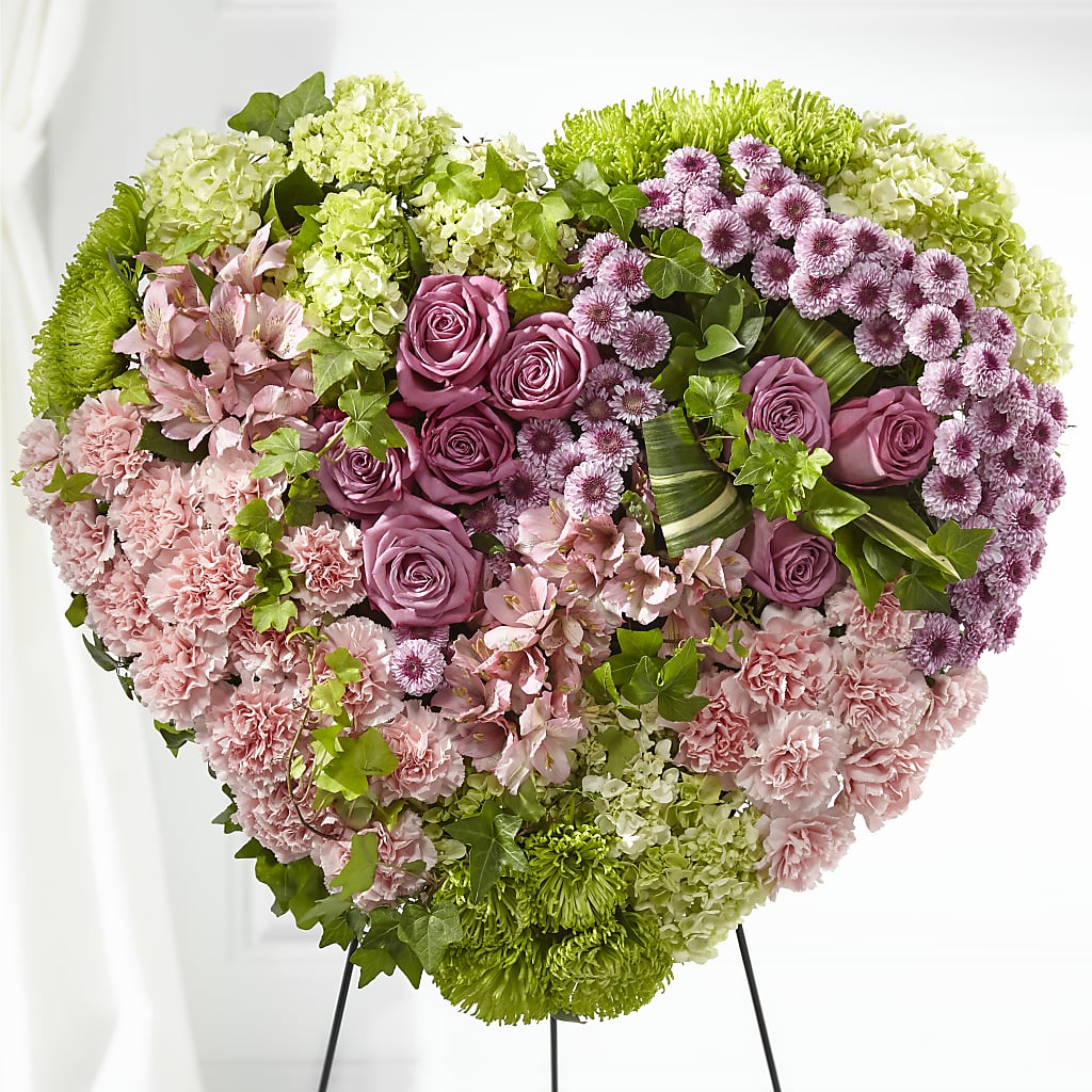 Heartwarming Standing Heart – Ecuadorian Central Flower, Minneapolis MN