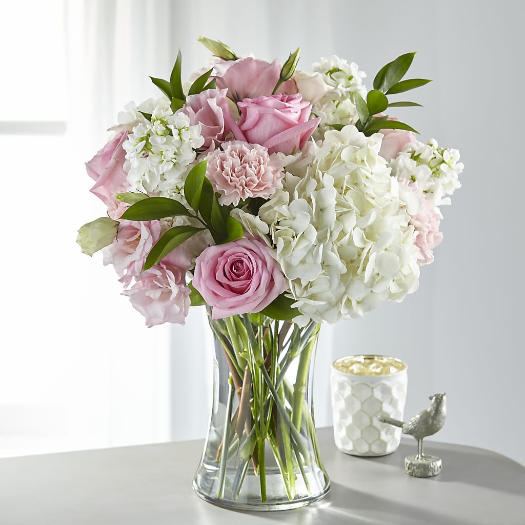 Guiding Grace Bouquet – Ecuadorian Central Flower, Minneapolis MN