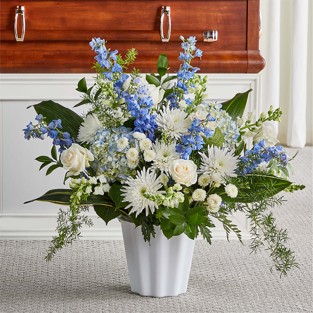 Everlasting Memories Floor Basket – Ecuadorian Central Flower, Minneapolis MN