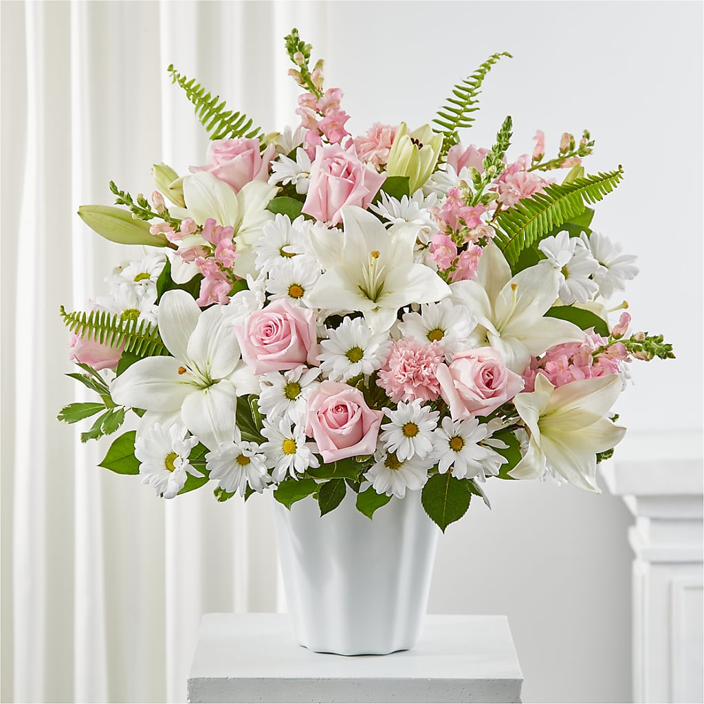 Soft Touch Tabletop Basket – Ecuadorian Central Flower, Minneapolis MN