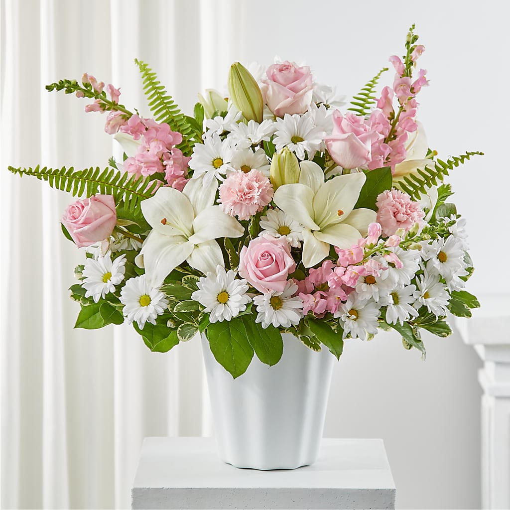 Soft Touch Tabletop Basket – Ecuadorian Central Flower, Minneapolis MN