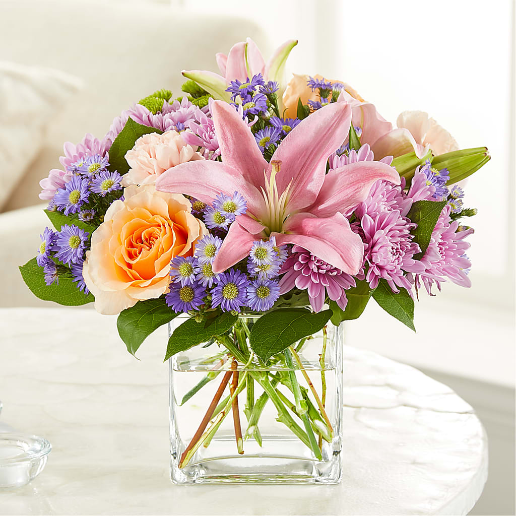 Delicate Details Bouquet – Ecuadorian Central Flower, Minneapolis MN