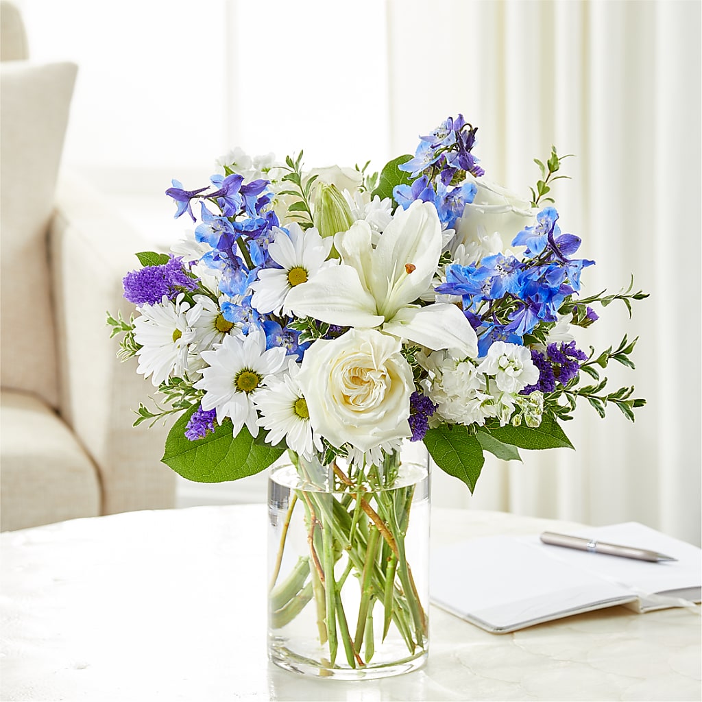 Soothing Scents Bouquet – Ecuadorian Central Flower, Minneapolis MN