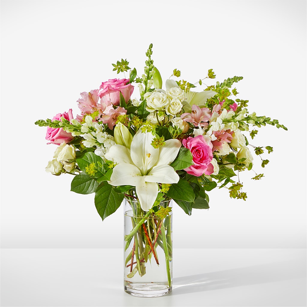 Fondly Bouquet – Ecuadorian Central Flower, Minneapolis MN