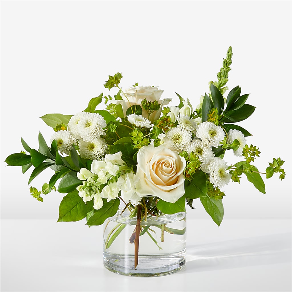 Hint of Vanilla Bouquet – Ecuadorian Central Flower, Minneapolis MN