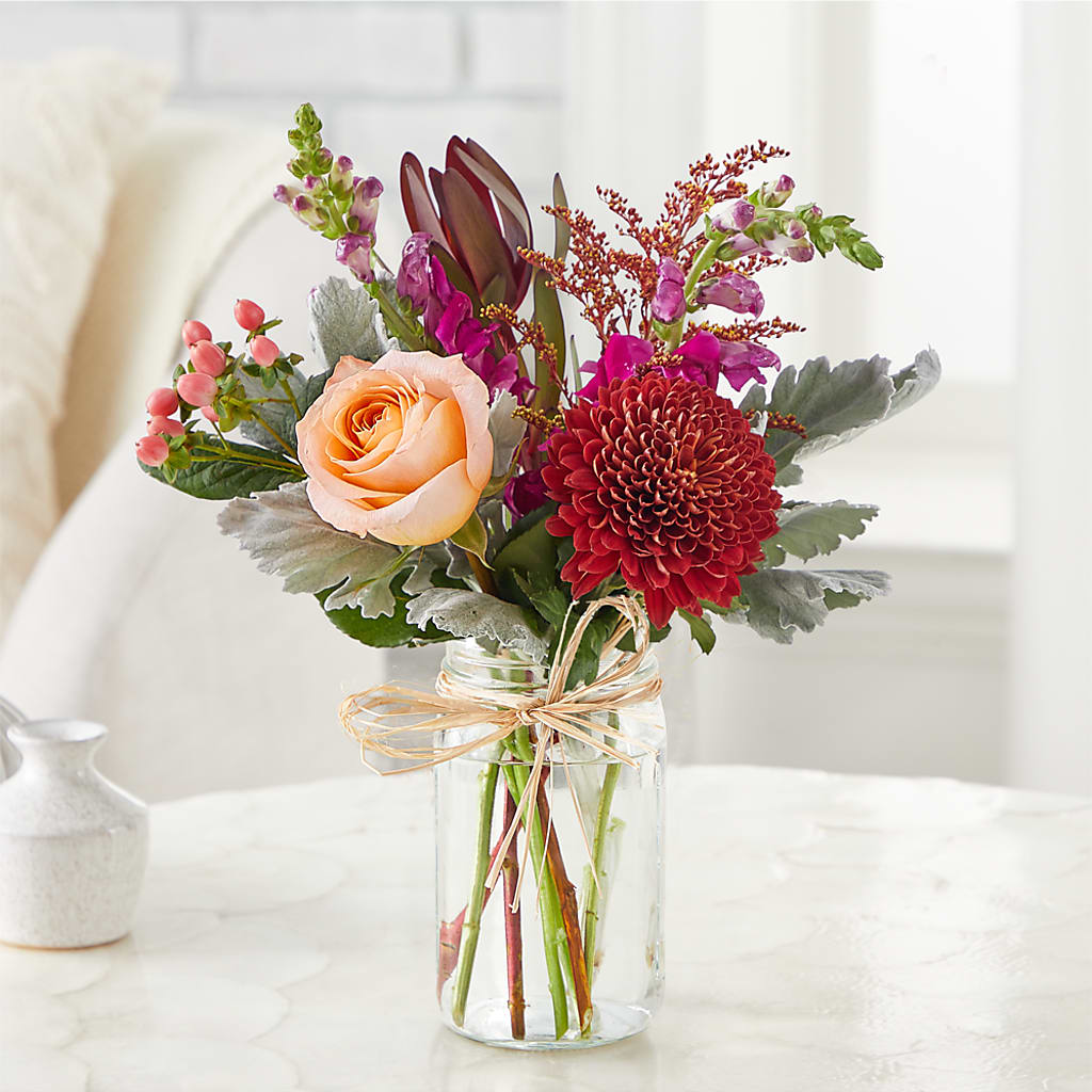 Moody Hues Bouquet – Ecuadorian Central Flower, Minneapolis MN