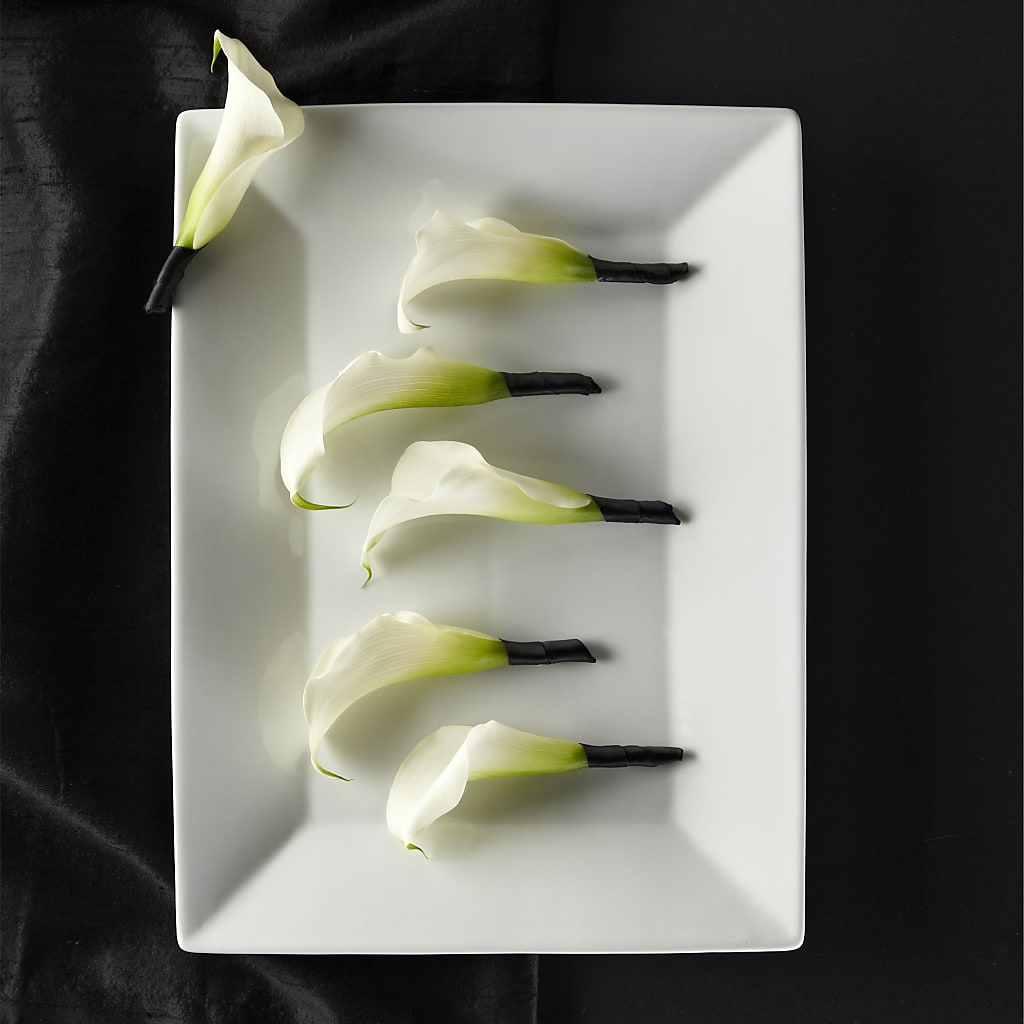 Calla Lily Promise Boutonniere – Ecuadorian Central Flower, Minneapolis MN