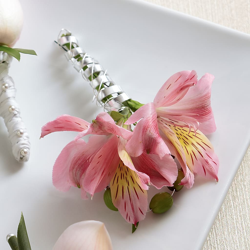 Pink Peruvian Lily Boutonniere – Ecuadorian Central Flower, Minneapolis MN