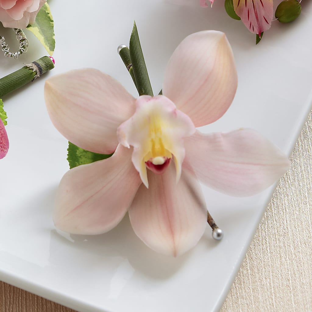 Pink Cymbidium Boutonniere – Ecuadorian Central Flower, Minneapolis MN
