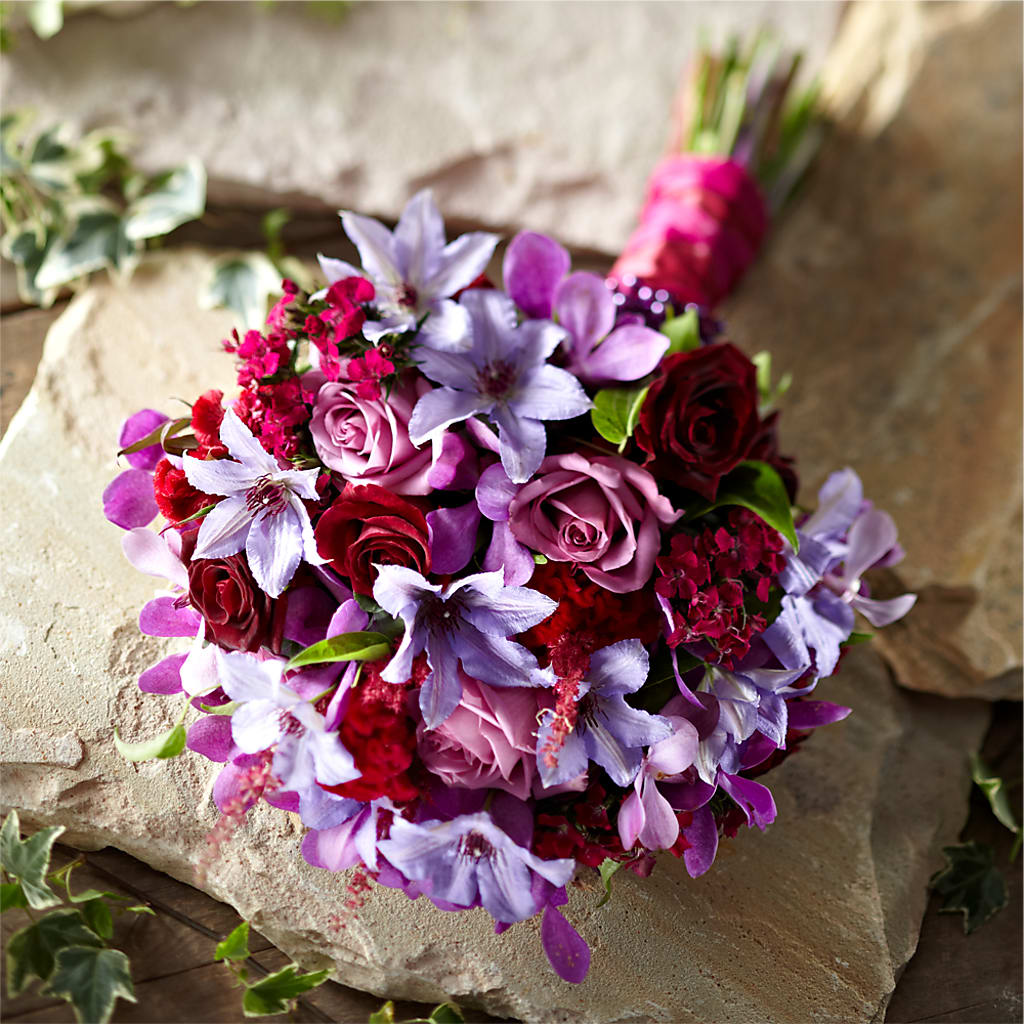 Enlightened Love Bouquet – Ecuadorian Central Flower, Minneapolis MN