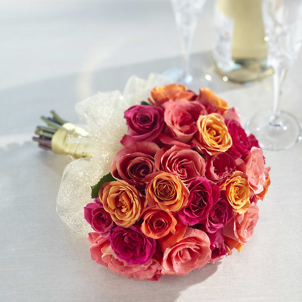 Sweet Roses Bouquet – Ecuadorian Central Flower, Minneapolis MN