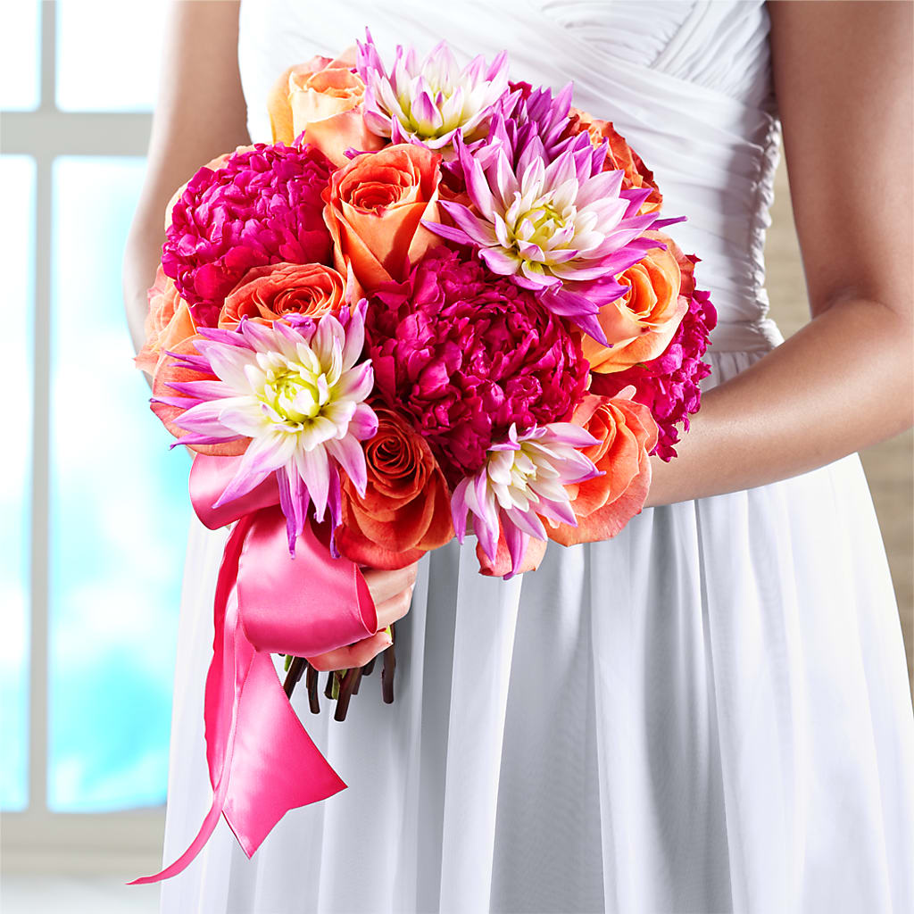 New Love Bouquet – Ecuadorian Central Flower, Minneapolis MN