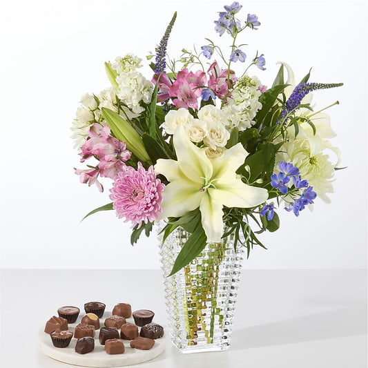 Winter Celebration Bouquet –  Ecuadorian Central Flower, Minneapolis MN