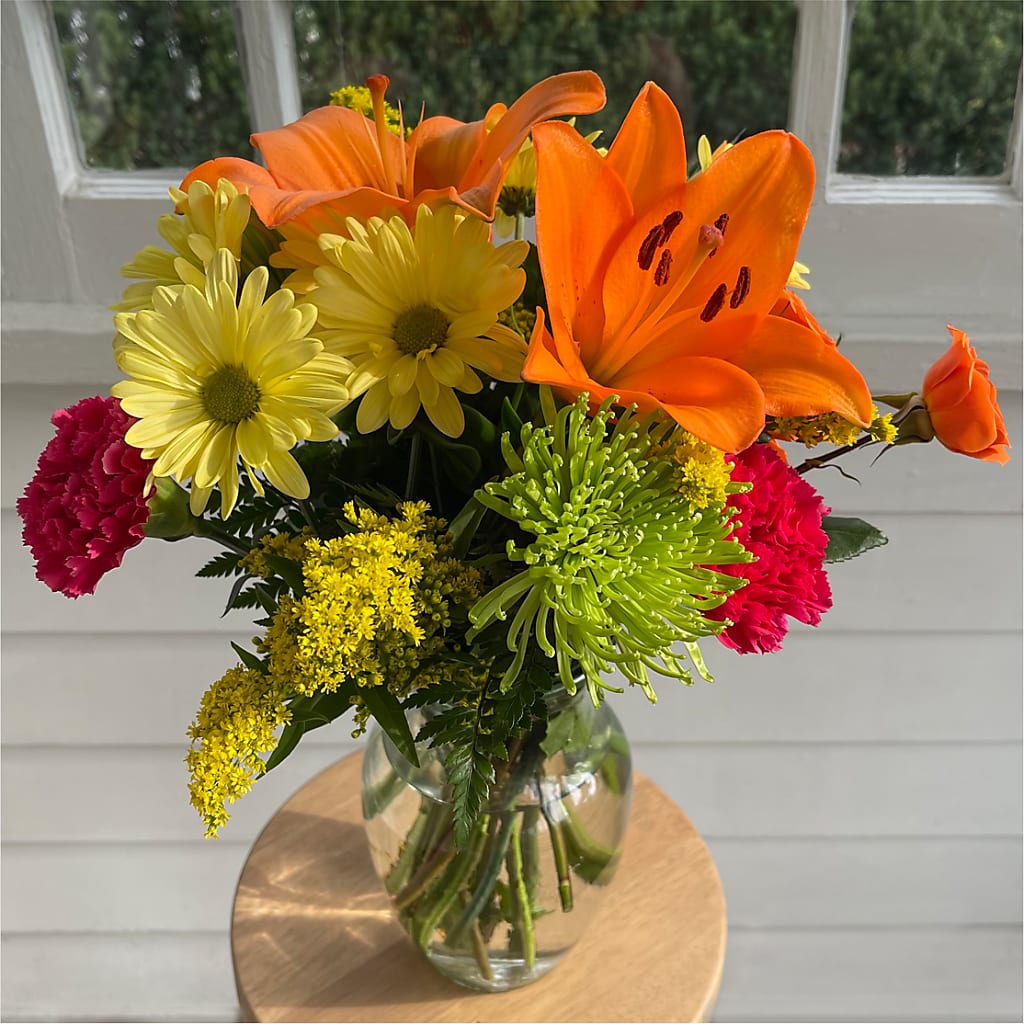 Bold & Bright – A Florist Original –  Ecuadorian Central Flower, Minneapolis MN