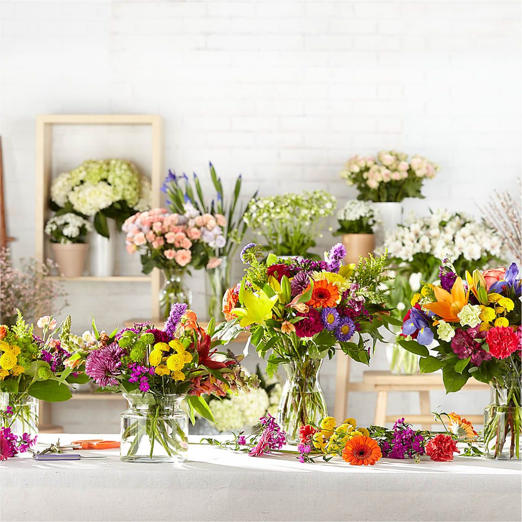 Bold & Bright – A Florist Original –  Ecuadorian Central Flower, Minneapolis MN