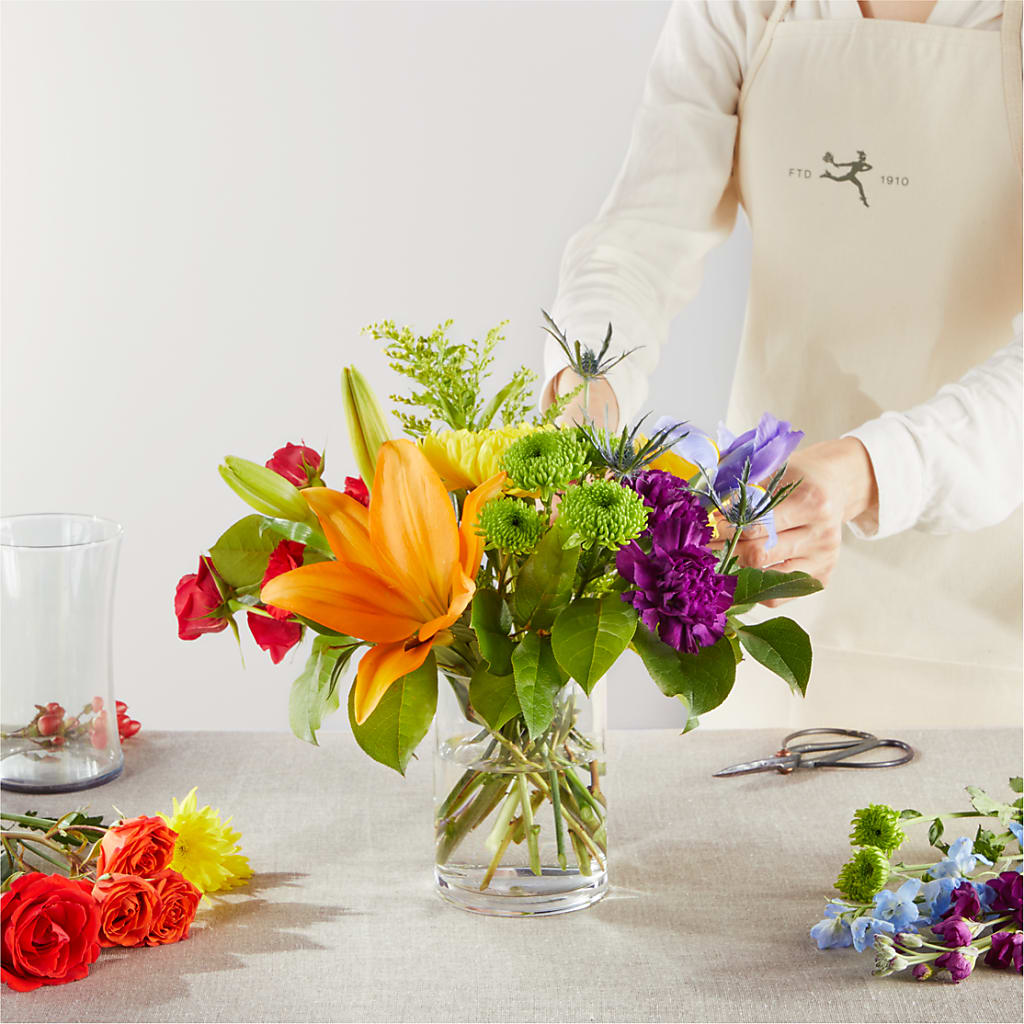 Summer Spectra - A Florist Original –  Ecuadorian Central Flower, Minneapolis MN