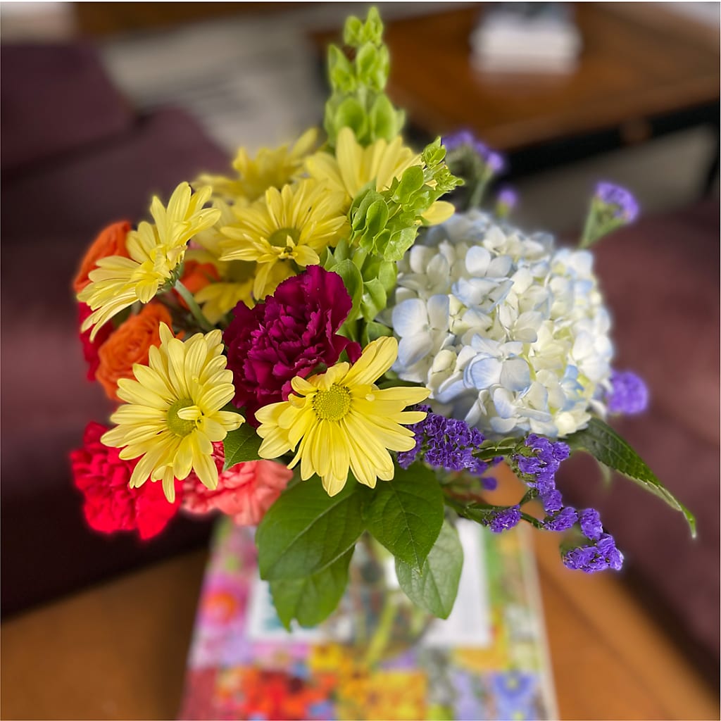 Summer Spectra - A Florist Original –  Ecuadorian Central Flower, Minneapolis MN
