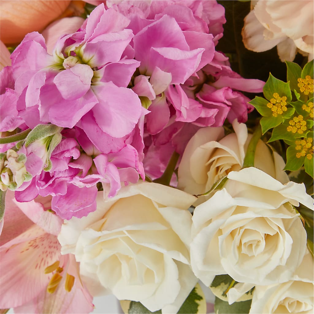 Paradise Bouquet –  Ecuadorian Central Flower, Minneapolis MN