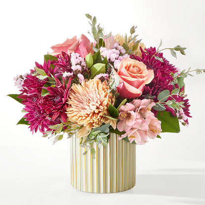Berry Cobbler Bouquet with Ivory Vase –  Ecuadorian Central Flower, Minneapolis MN