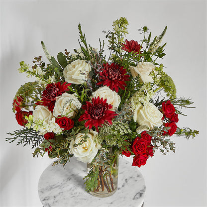Favorite Traditions Bouquet –  Ecuadorian Central Flower, Minneapolis MN