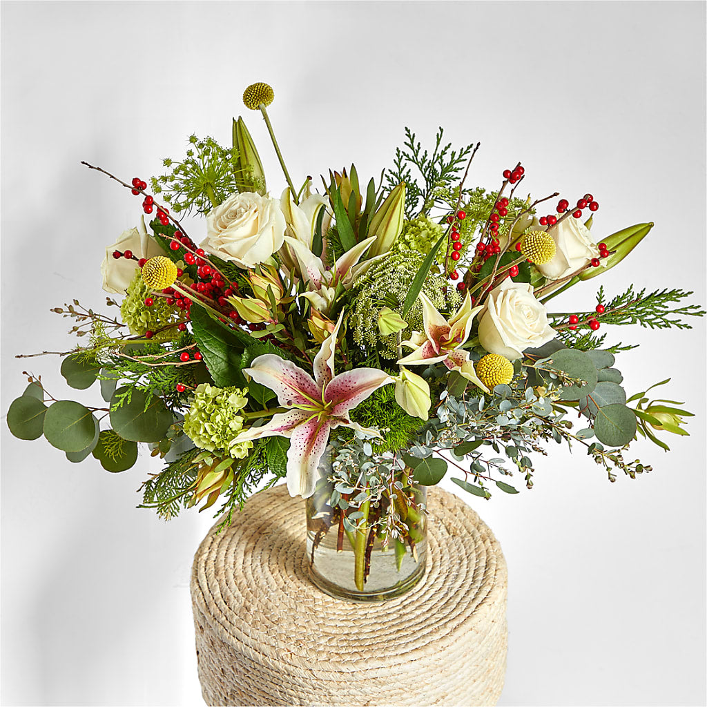 Berry & Bright Bouquet –  Ecuadorian Central Flower, Minneapolis MN