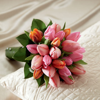 Embraceable Bouquet –  Ecuadorian Central Flower, Minneapolis MN