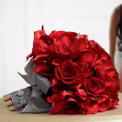 Heart's Happiness Bouquet –  Ecuadorian Central Flower, Minneapolis MN